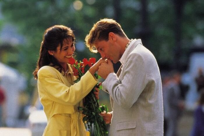 aethetics hand kiss images black and white hot