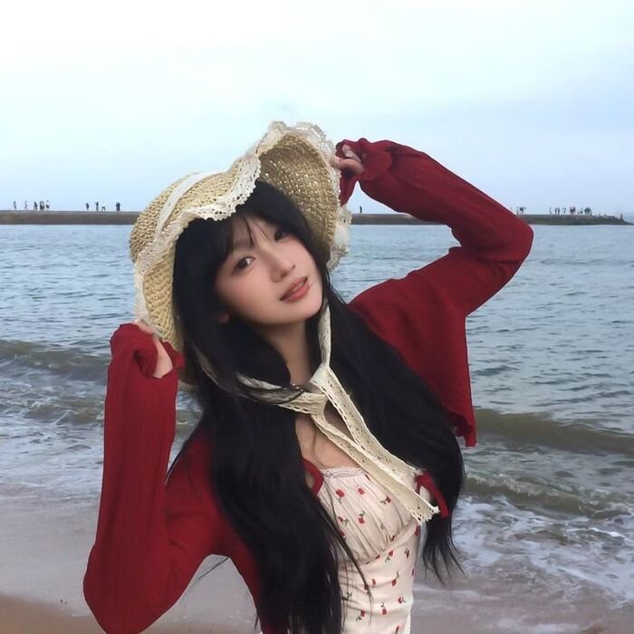 charming sweet girl dp