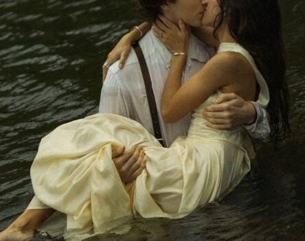 Best 100+ Couple Pic DP: Stylish & Cute Profile Images