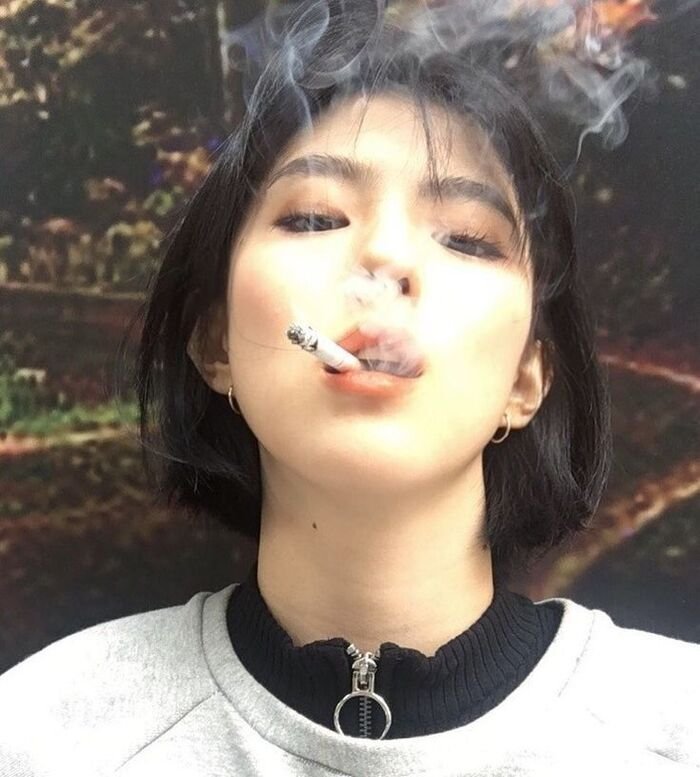 dark vibe smoking girl hd