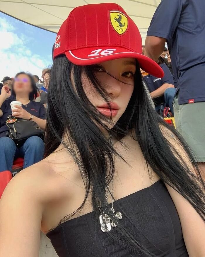 dreamy sweet girl dp