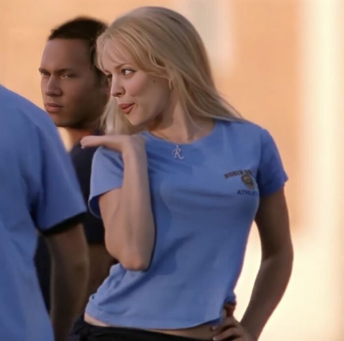 flying kiss image woman aethetics hot hd