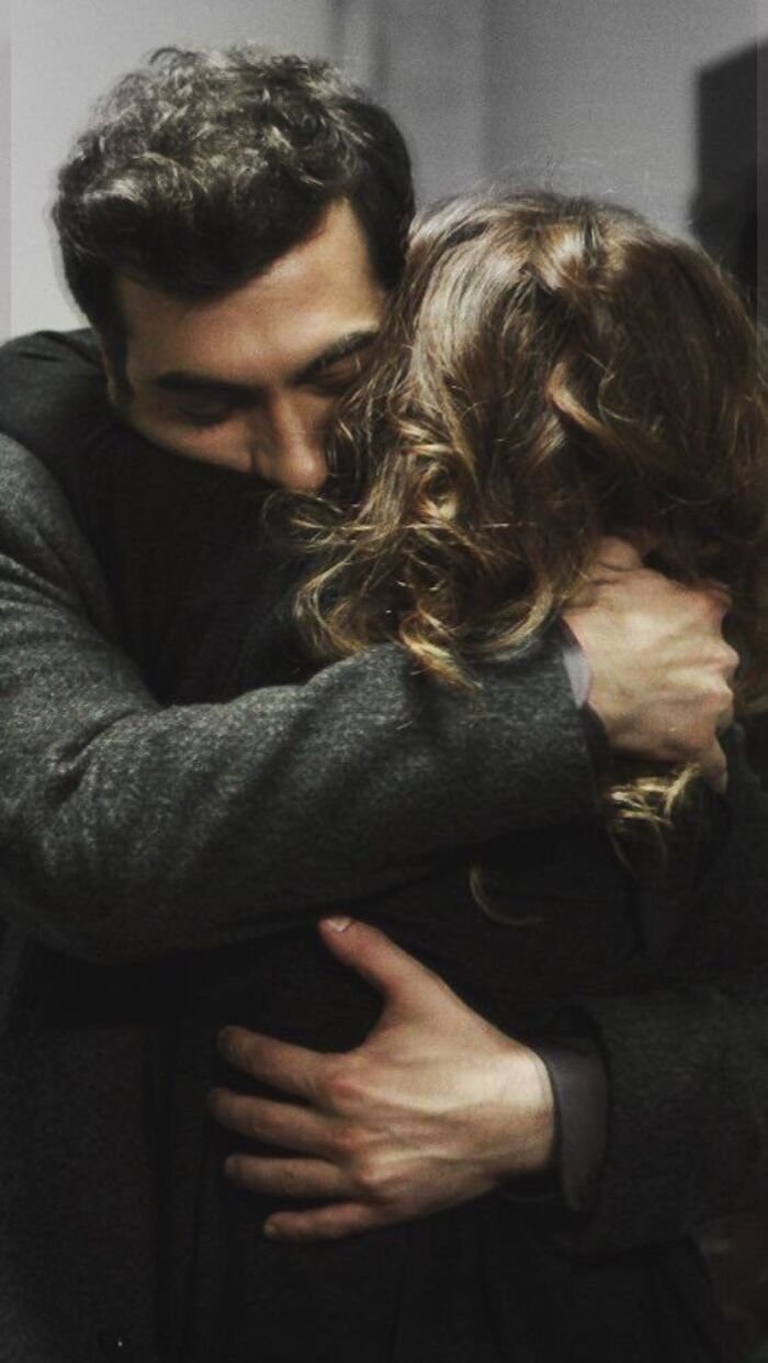 hug kiss image aethetics hot hd