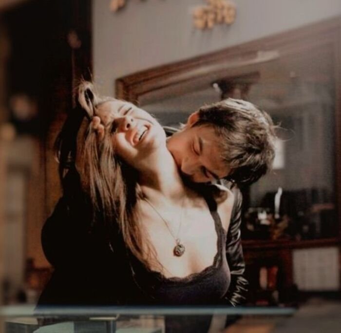 neck kiss images aethetics hot hd