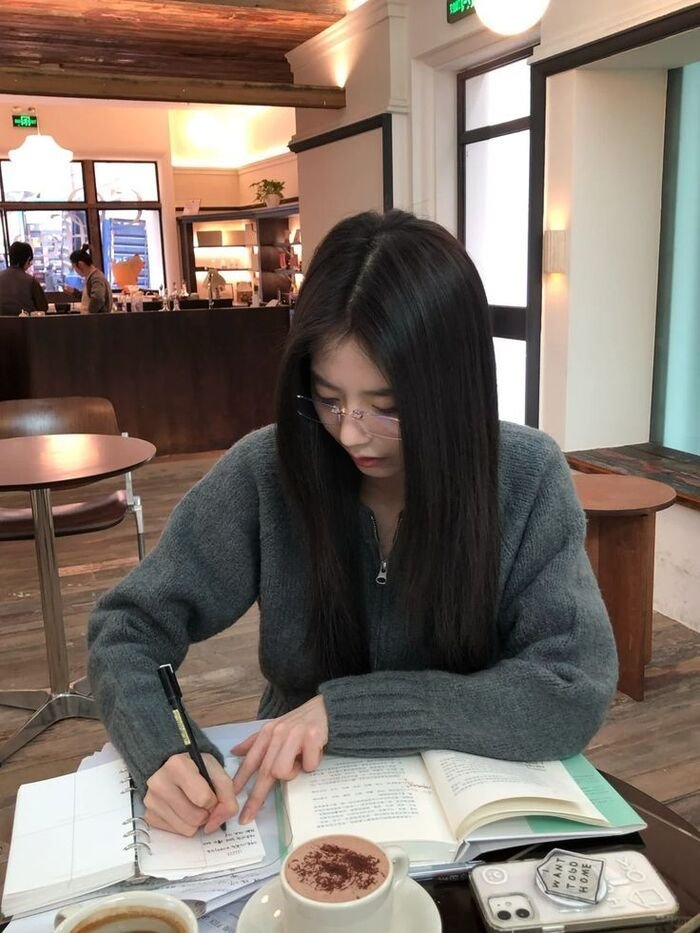 smart girl aura full hd