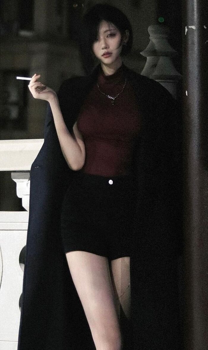 smoking girl dp full hd