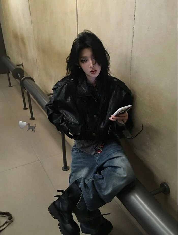 Best 999+ Stylish DP for Girls to Boost Your Profile