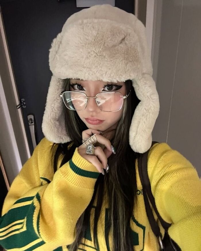 stylish girl moodboard hd