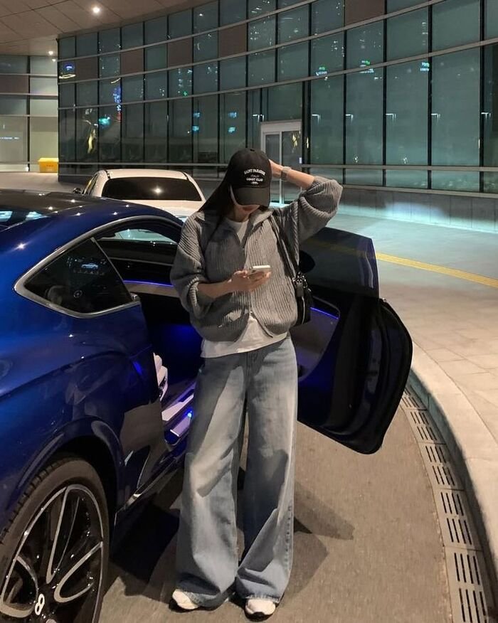 stylish girl portrait full hd