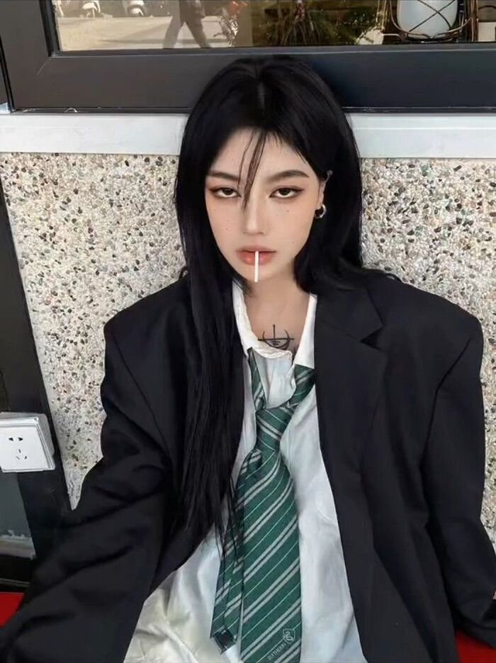 suit girl aura full hd