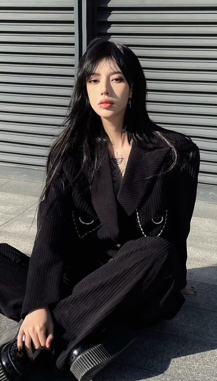 suit girl dp full hd